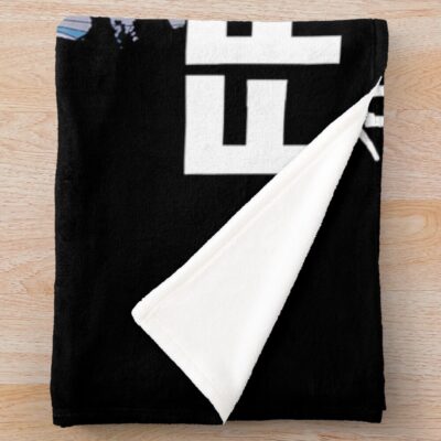 Alternative view of Doodle Frieren Throw Blanket