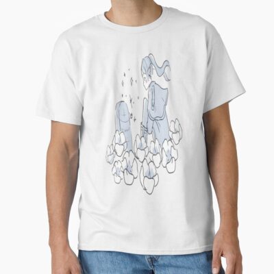 Alternative view of The Beautiful Queen T-shirt